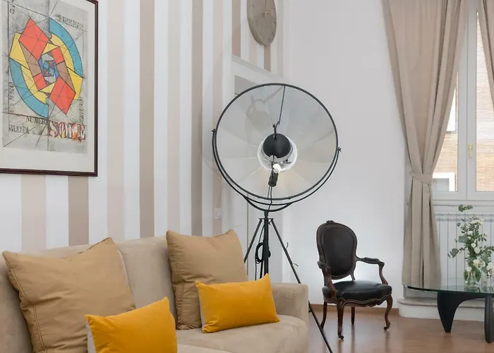 New! Spanish Step Design דירה רומא