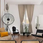 Apartman New! Spanish Step Design *
